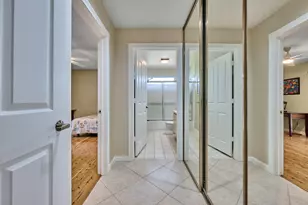 1202 NW Sun Terrace Cir, Port Saint Lucie, FL 34986 - Photo 17