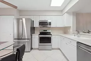 6112 Huntwick Terrace, Delray Beach, FL 33484 - Photo 7
