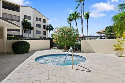 21 Grand Bay Circle, Juno Beach, FL 33408 - Photo 37