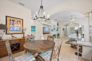 21 Grand Bay Cir, Juno Beach, FL 33408 - Photo 9