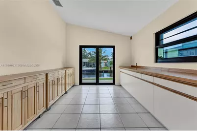 1406 NW 8th Street, Dania Beach, FL 33004 - Photo 7