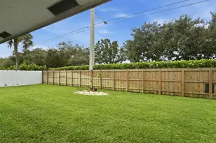 956 Sage Ave, Wellington, FL 33414 - Photo 25