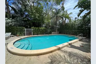 1423 Holly Heights Drive #7, Fort Lauderdale, FL 33304 - Photo 5