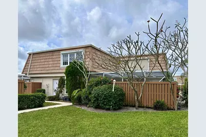 11551 Winchester Drive, Palm Beach Gardens, FL 33410 - Photo 3