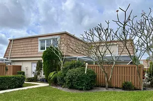 11551 Winchester Dr, Palm Beach Gardens, FL 33410 - Photo 3