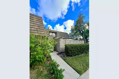 903 9th Terrace, Palm Beach Gardens, FL 33418 - Photo 5
