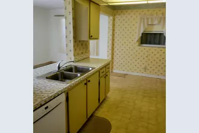 725 SW 18th Court, Boynton Beach, FL 33426 - Photo 3