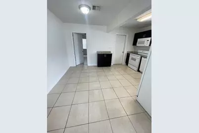 121 NW 7th Court, Deerfield Beach, FL 33441 - Photo 11