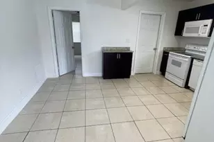 121 NW 7th Ct, Deerfield Beach, FL 33441 - Photo 11