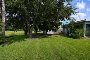 2485 SE Sidonia St, Port Saint Lucie, FL 34952 - Photo 27