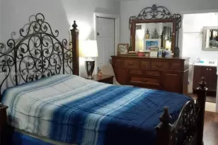 9360 SW 37th St, Miami, FL 33165 - Photo 5