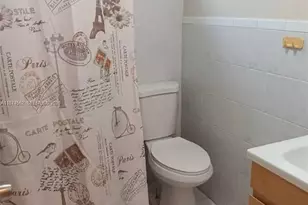 9360 SW 37th St, Miami, FL 33165 - Photo 13