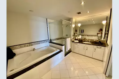 540 West Avenue #2011, Miami Beach, FL 33139 - Photo 19