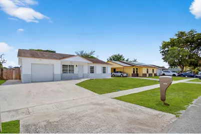 405 SW 78th Terrace, North Lauderdale, FL 33068 - Photo 3