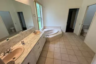 18554 SE Old Trail Dr E, Jupiter, FL 33478 - Photo 17