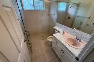18554 SE Old Trail Dr E, Jupiter, FL 33478 - Photo 11
