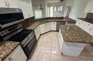 18554 SE Old Trail Dr E, Jupiter, FL 33478 - Photo 7