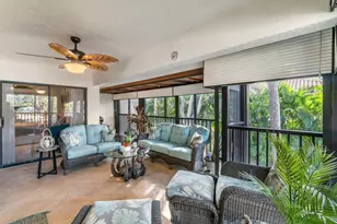 50 Pelican Pointe Dr, Delray Beach, FL 33483 - Photo 9