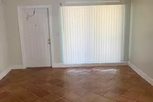 223 SE 14th Pl, Deerfield Beach, FL 33441 - Photo 5