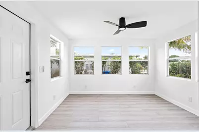 720 S 11th Street, Lantana, FL 33462 - Photo 5