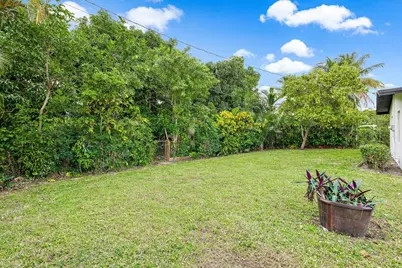 720 S 11th Street, Lantana, FL 33462 - Photo 13