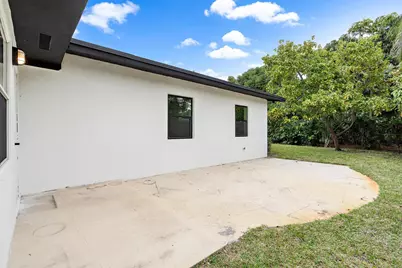 720 S 11th Street, Lantana, FL 33462 - Photo 11