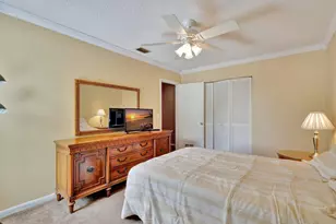 1558 Shaker Cir, Wellington, FL 33414 - Photo 25