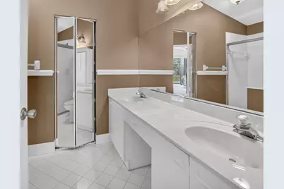7666 Rockport Circle, Lake Worth, FL 33467 - Photo 17