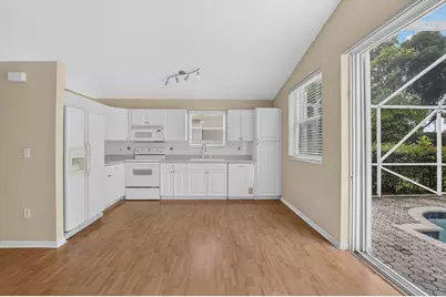 7666 Rockport Circle, Lake Worth, FL 33467 - Photo 5