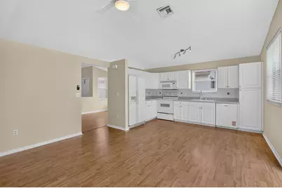 7666 Rockport Circle, Lake Worth, FL 33467 - Photo 7