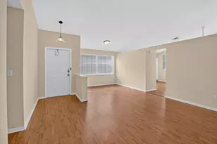 7666 Rockport Cir, Lake Worth, FL 33467 - Photo 13
