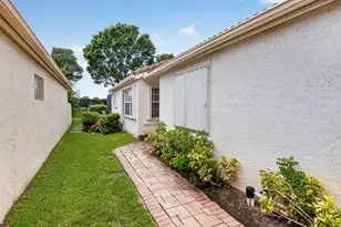 7666 Rockport Cir, Lake Worth, FL 33467 - Photo 41