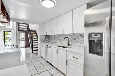 731 E Coco Plum Circle #4, Plantation, FL 33324 - Photo 15