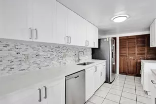 731 E Coco Plum Cir, Plantation, FL 33324 - Photo 15