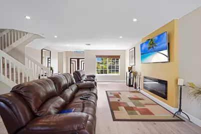 911 SW 87th Avenue, Pembroke Pines, FL 33025 - Photo 5