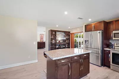 911 SW 87th Avenue, Pembroke Pines, FL 33025 - Photo 13