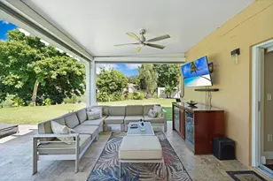 911 SW 87th Ave, Pembroke Pines, FL 33025 - Photo 23