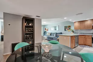 3004 NE 5th Terrace, Wilton Manors, FL 33334 - Photo 5