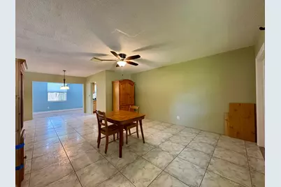 1785 NW 39th Place, Oakland Park, FL 33309 - Photo 5