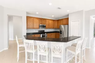 948 SW Jeremko Ave, Port Saint Lucie, FL 34953 - Photo 5