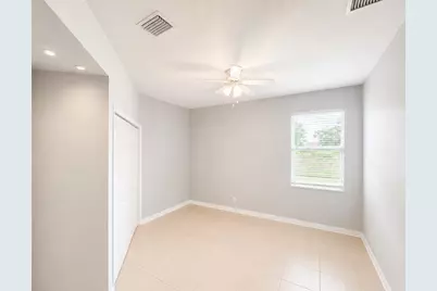 948 SW Jeremko Avenue, Port Saint Lucie, FL 34953 - Photo 7