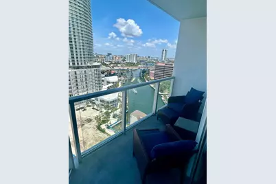 185 SW 7th Street #1802, Miami, FL 33130 - Photo 9