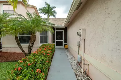 10537 Pelican Drive, Wellington, FL 33414 - Photo 3