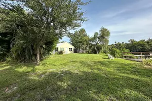 1764 W Midway, Fort Pierce, FL 34981 - Photo 9