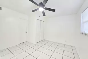 7960 N Colony Circle N, Tamarac, FL 33321 - Photo 7