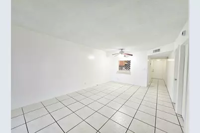 7960 N Colony Circle N #308, Tamarac, FL 33321 - Photo 5