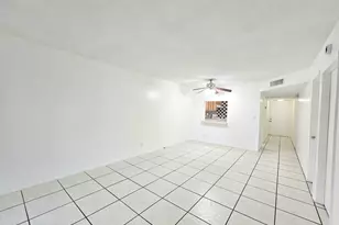7960 N Colony Circle N, Tamarac, FL 33321 - Photo 5
