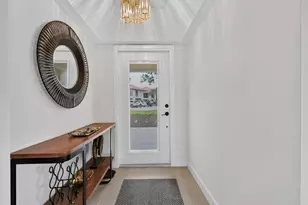 302 Brackenwood Cir, Palm Beach Gardens, FL 33418 - Photo 3