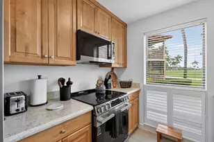 302 Brackenwood Cir, Palm Beach Gardens, FL 33418 - Photo 17