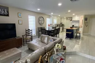 1701 Woodbridge Lakes Cir, West Palm Beach, FL 33406 - Photo 3
